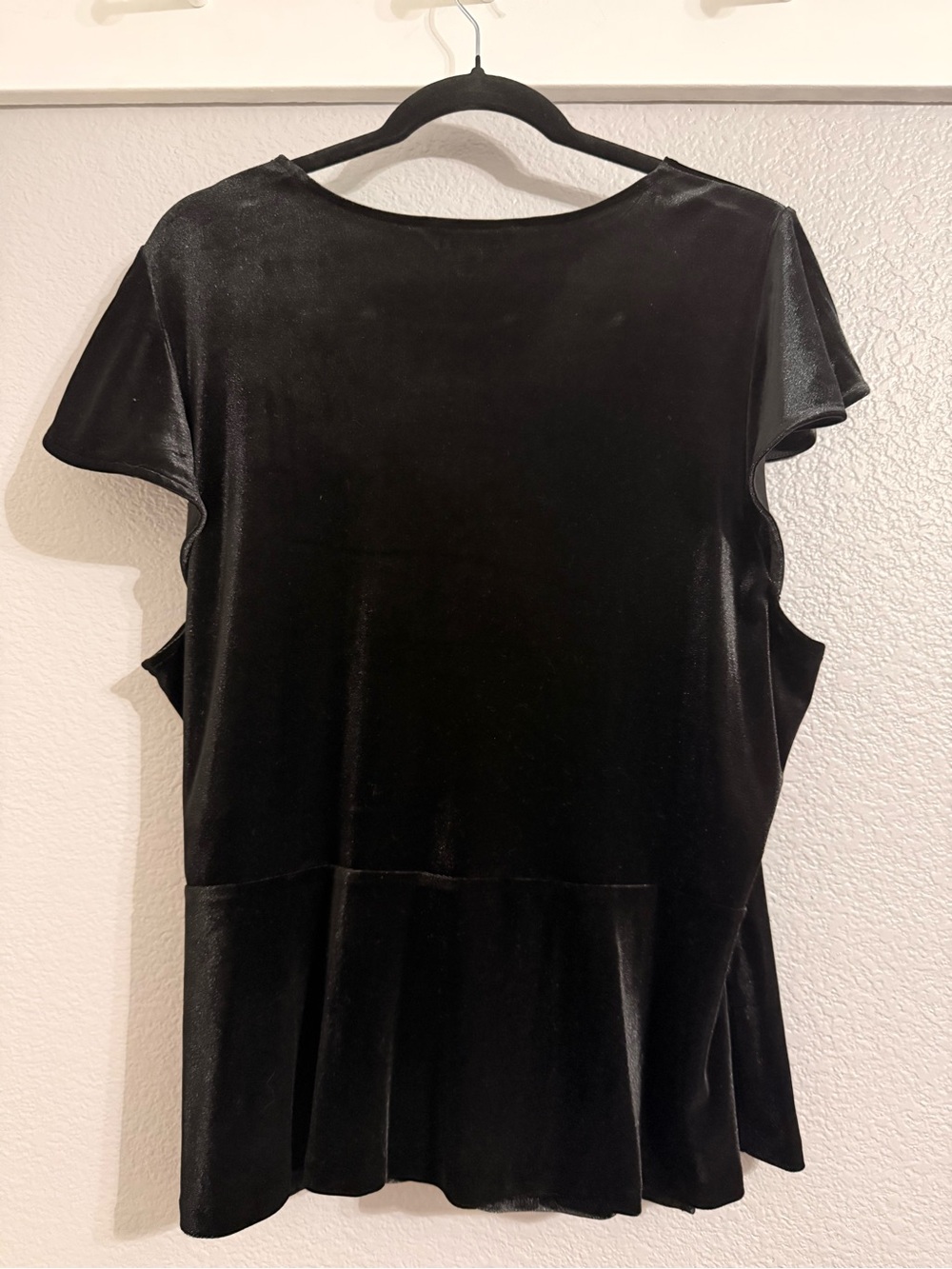 Banana Republic Black Velvet Wrap Top - Picture 3 of 8